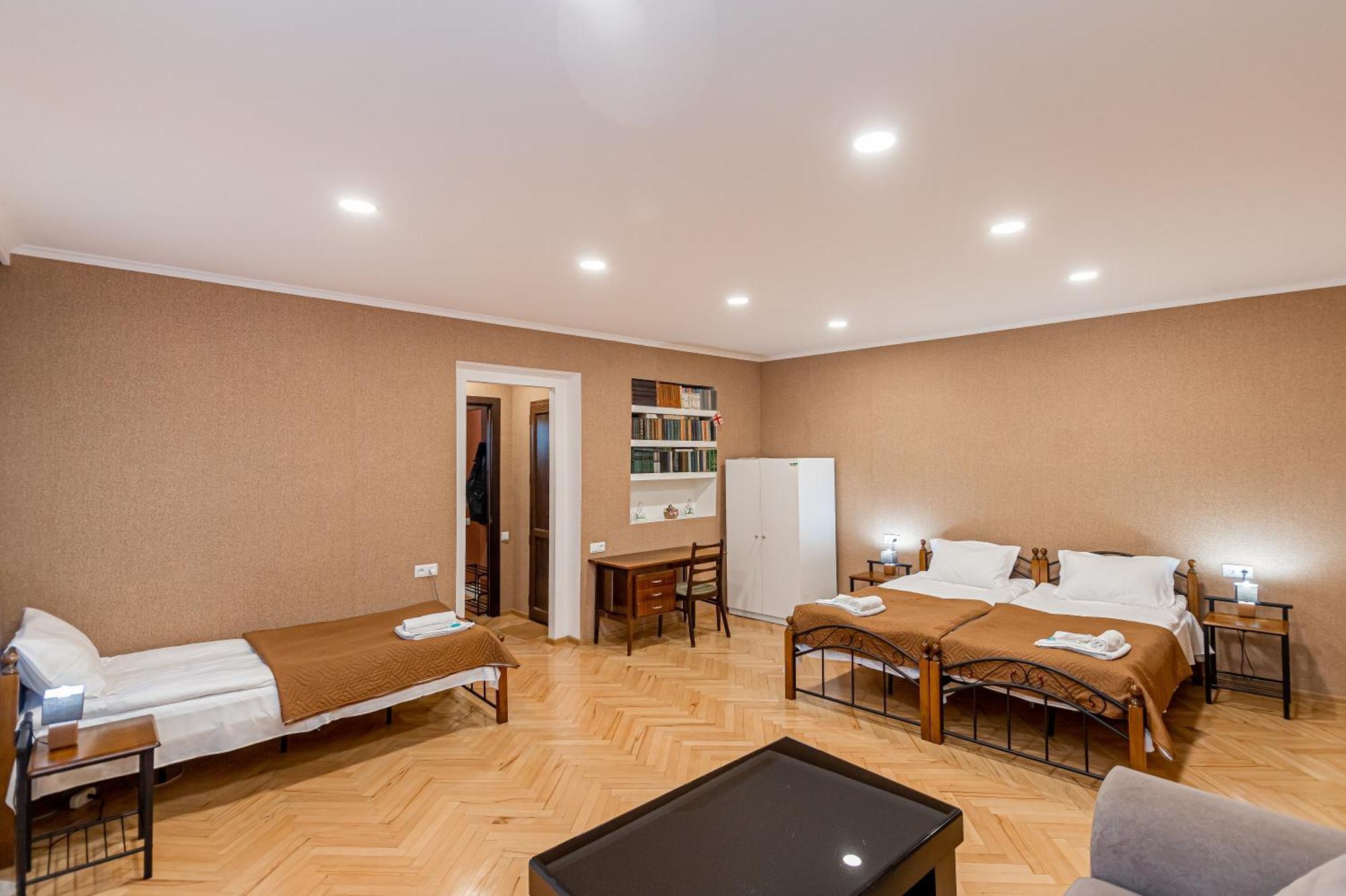 Apartment On Borbalo 16 Tbilisi Esterno foto